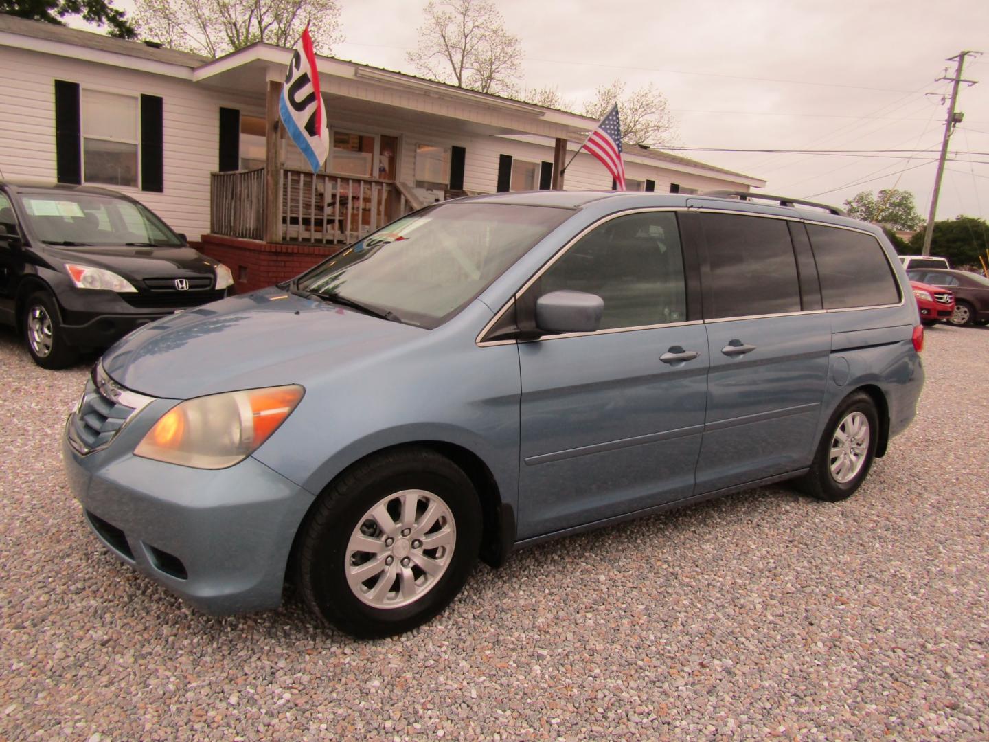 2010 Blue /Gray Honda Odyssey EX w/ DVD (5FNRL3H53AB) with an 3.5L V6 SOHC 24V engine, Automatic transmission, located at 15016 S Hwy 231, Midland City, AL, 36350, (334) 983-3001, 31.306210, -85.495277 - Photo#2